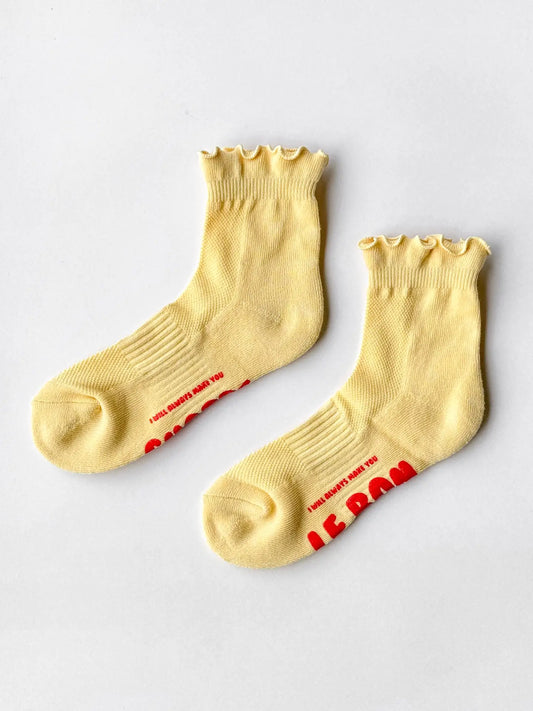 Ruffled Hugger Crew Socks - Banana Cream/Red
