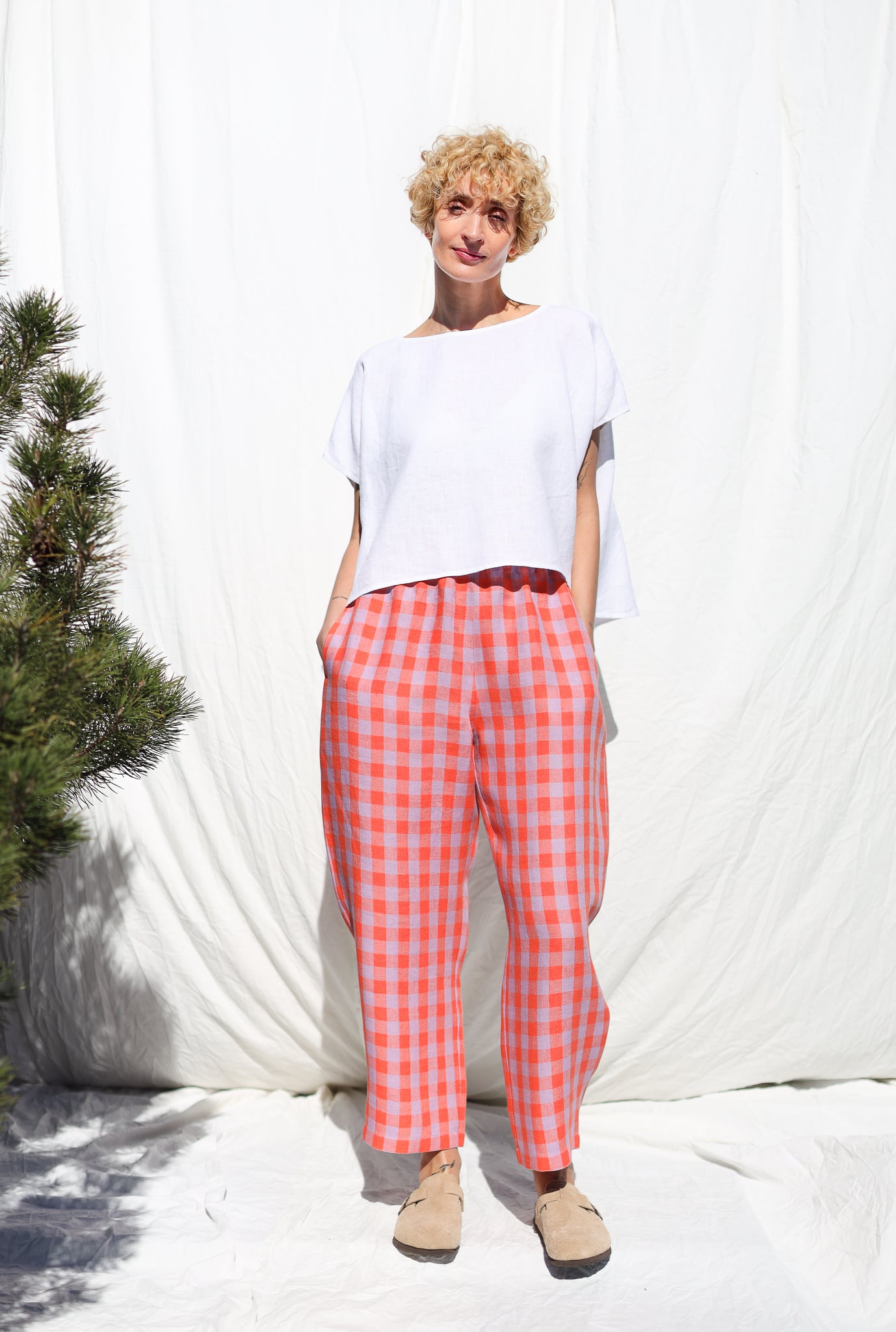 Checkered Linen Balloon Trousers VIVIAN - Coral Check