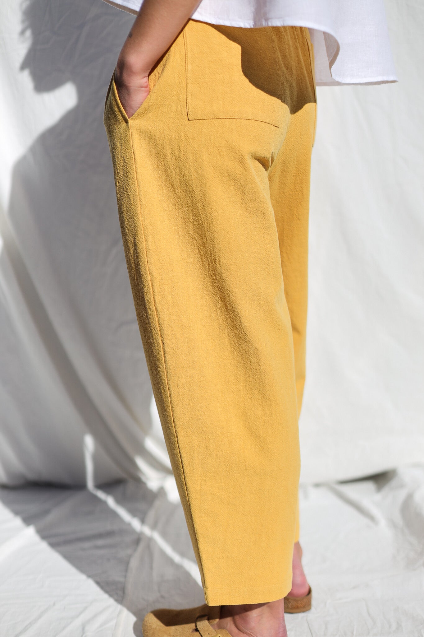 Heavy Linen Balloon Trousers VIVIAN - Honey Haze