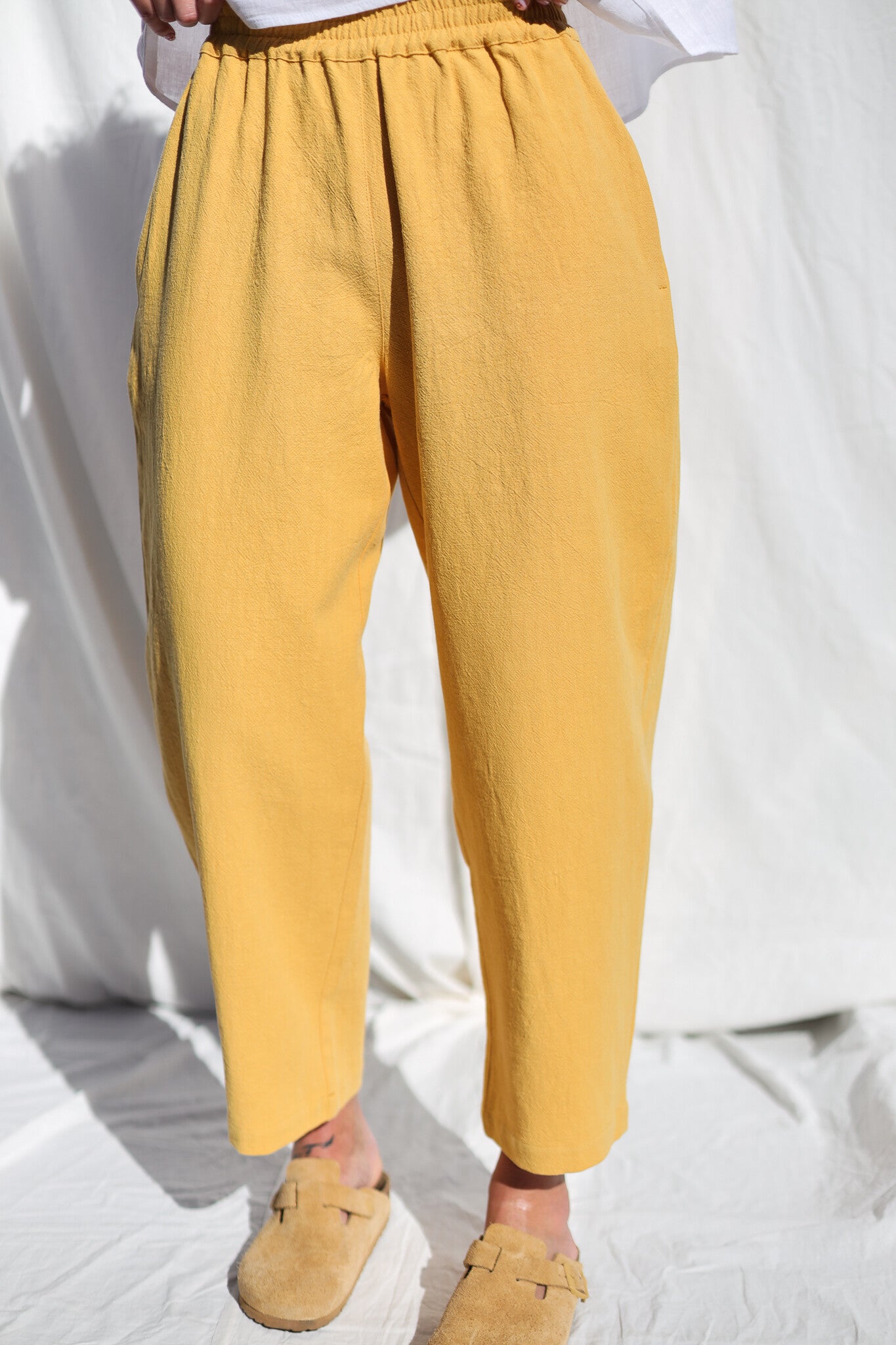 Heavy Linen Balloon Trousers VIVIAN - Honey Haze