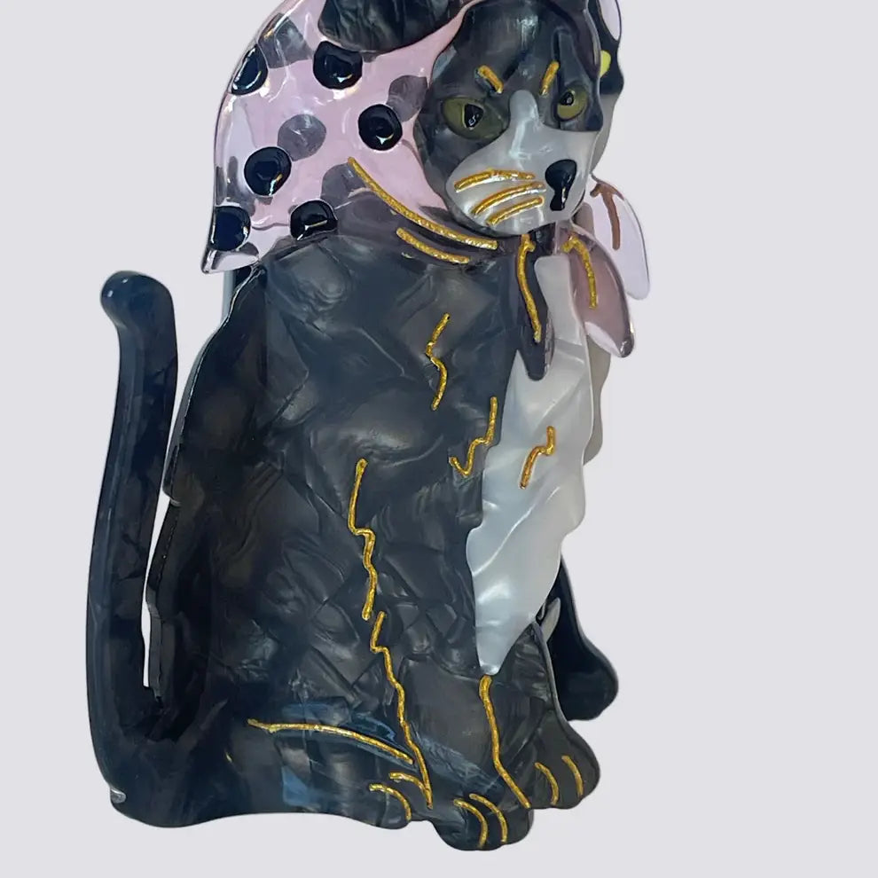 Ashcroft Tuxedo Cat Hair Claw