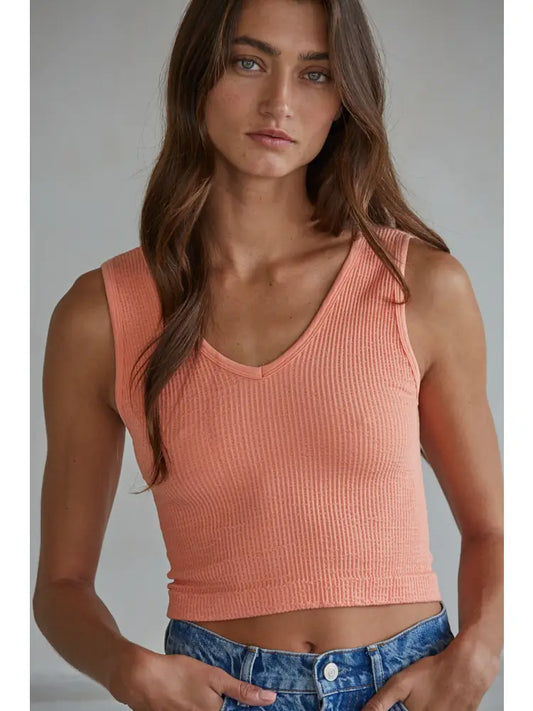 Sleeveless V-Neck Reversible Tank Top - Peach