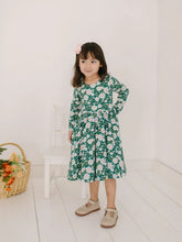 Load image into Gallery viewer, Gwendolyn Dress in Canyon Flower
