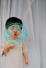 Load image into Gallery viewer, Giant Soap Bubble Makers Set
