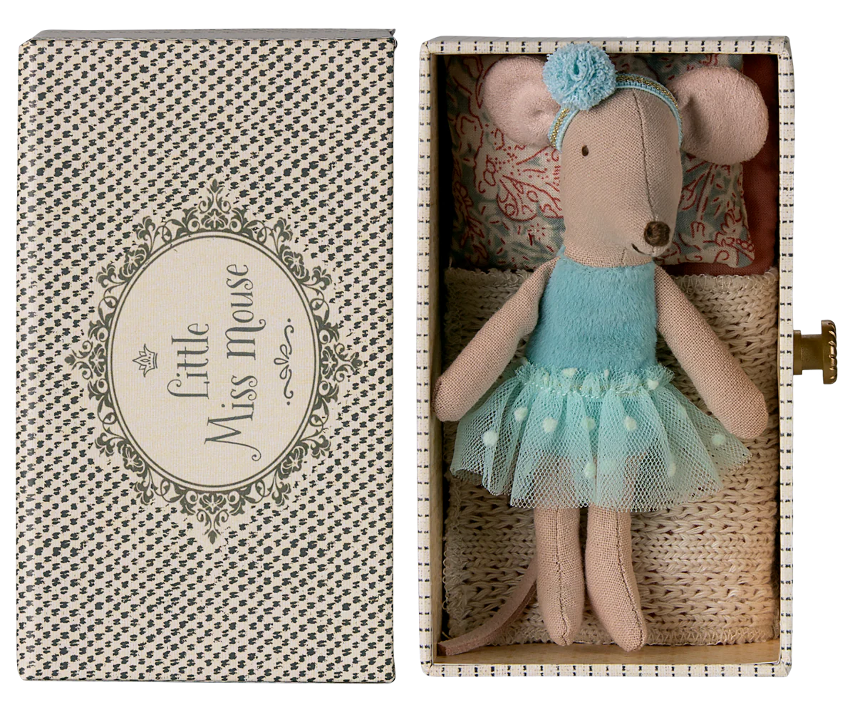 Dancing Mouse in Daybed - Little Sister (blue)