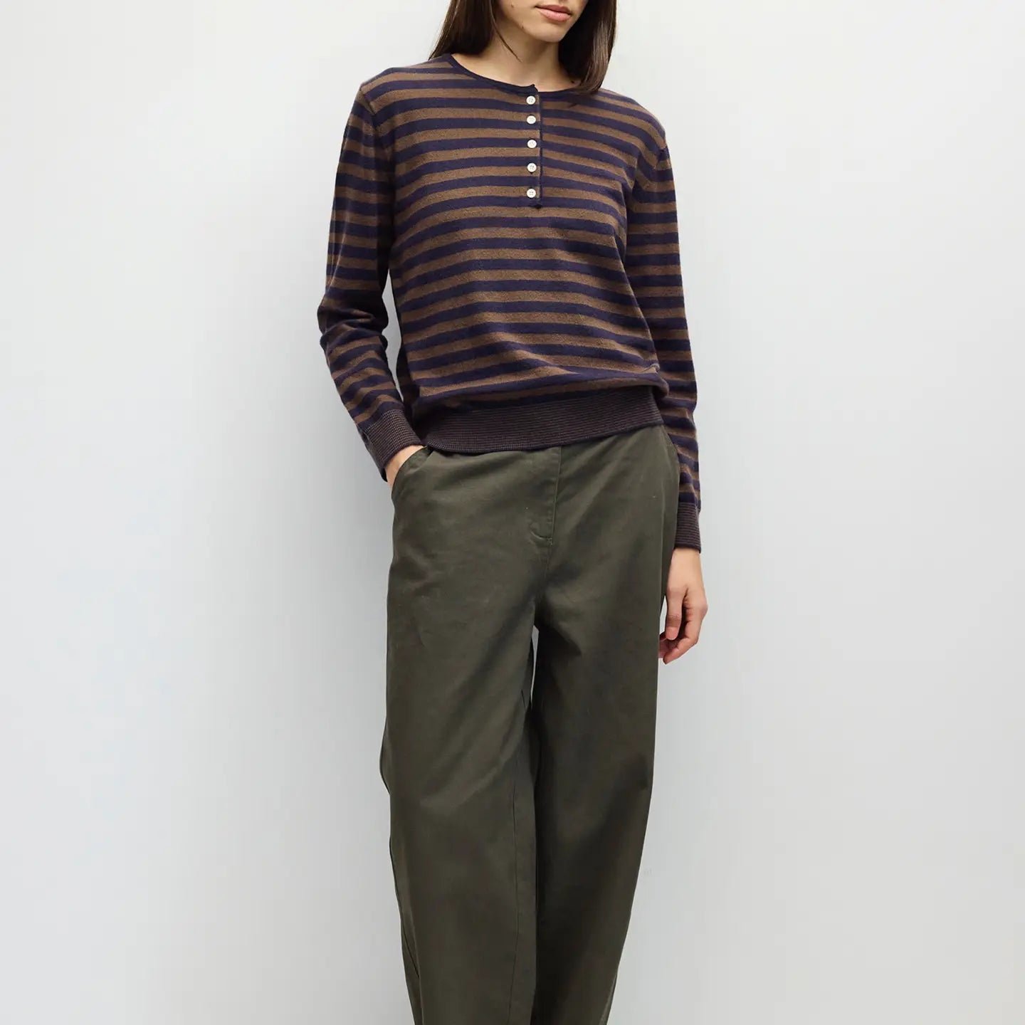 The Virginia Henley Sweater - Navy/Brown