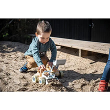 Load image into Gallery viewer, Dantoy Bio Tractor Sustainable Bioplastic Playset

