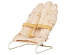 Load image into Gallery viewer, Babysitter, Micro - Off White
