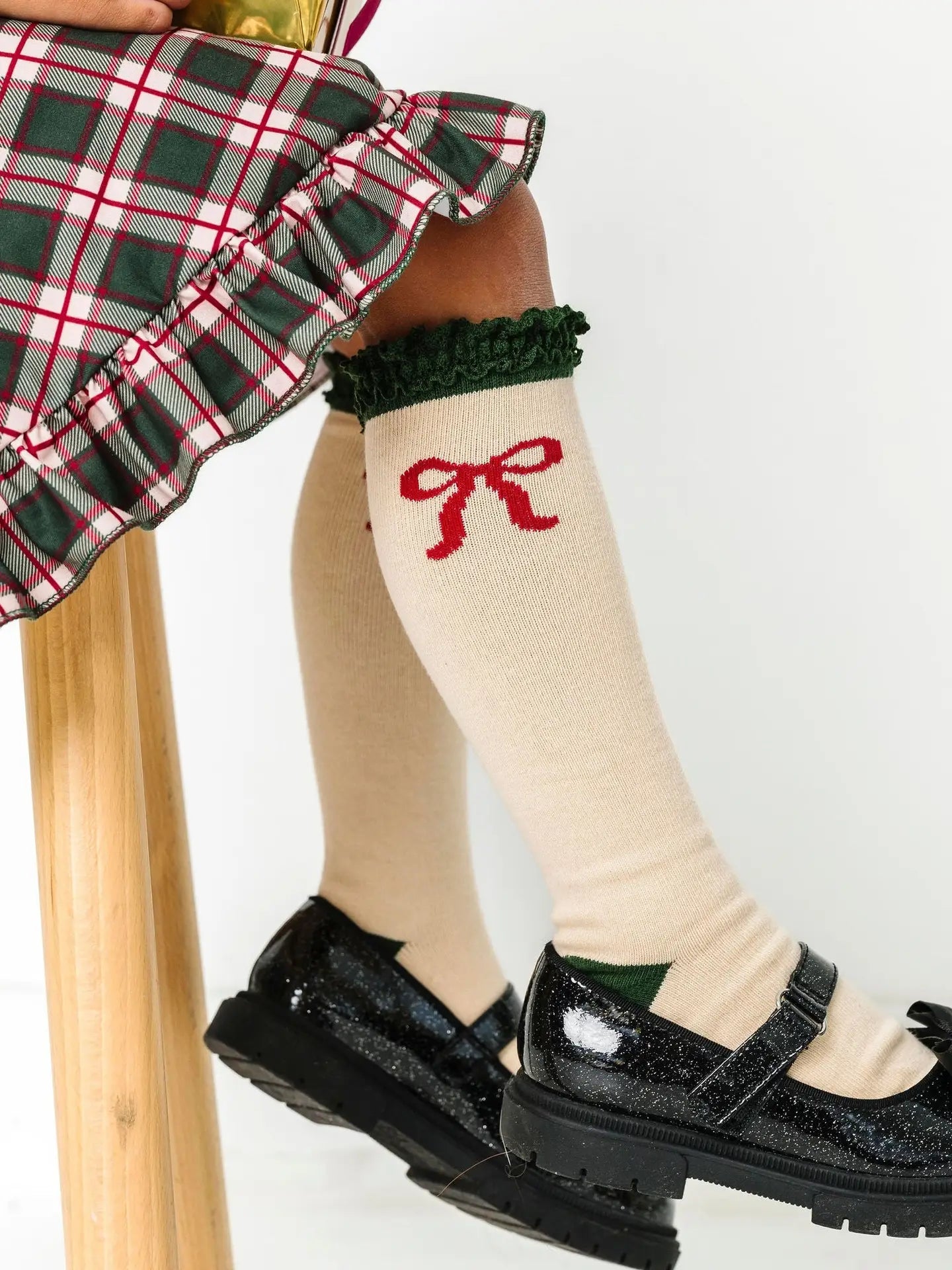 Vanilla Bow Lace Top Knee High Socks