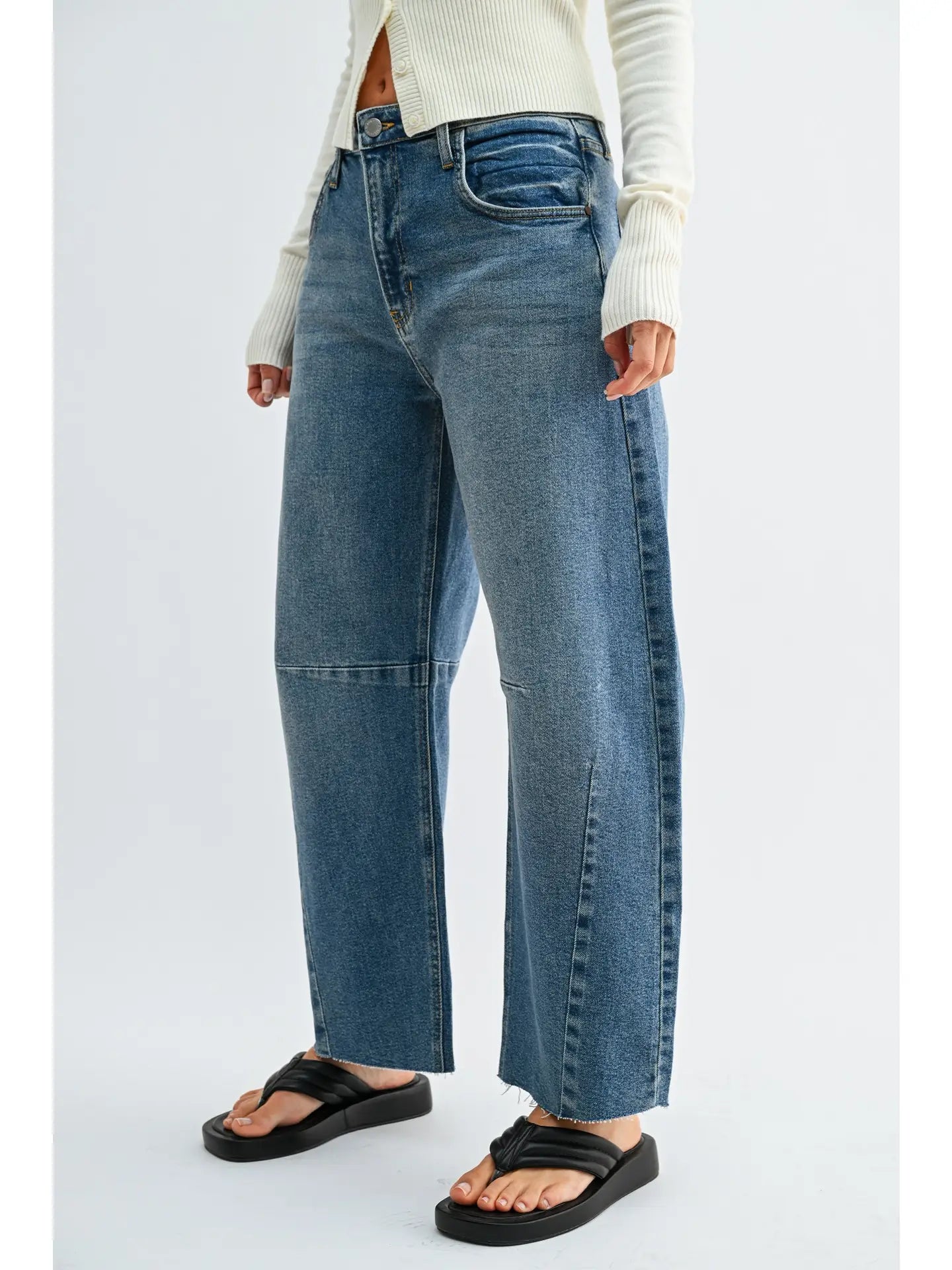Barrel Jean w/ Seams - Medium Denim