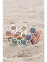 Load image into Gallery viewer, Round Sunglasses - several colors
