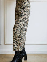 Load image into Gallery viewer, Leopard Print Barrel Jeans
