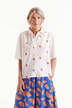 Load image into Gallery viewer, Compania Fantastica Short Sleeve Embroidered Citrus Print Shirt
