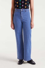 Load image into Gallery viewer, Heart Patch Pocket Denim

