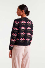 Load image into Gallery viewer, Floral Print Sweater

