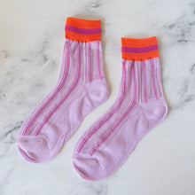Load image into Gallery viewer, Ankle Mesh Striped Casual Socks
