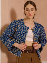Load image into Gallery viewer, Vintage-Style Quilted Jacket
