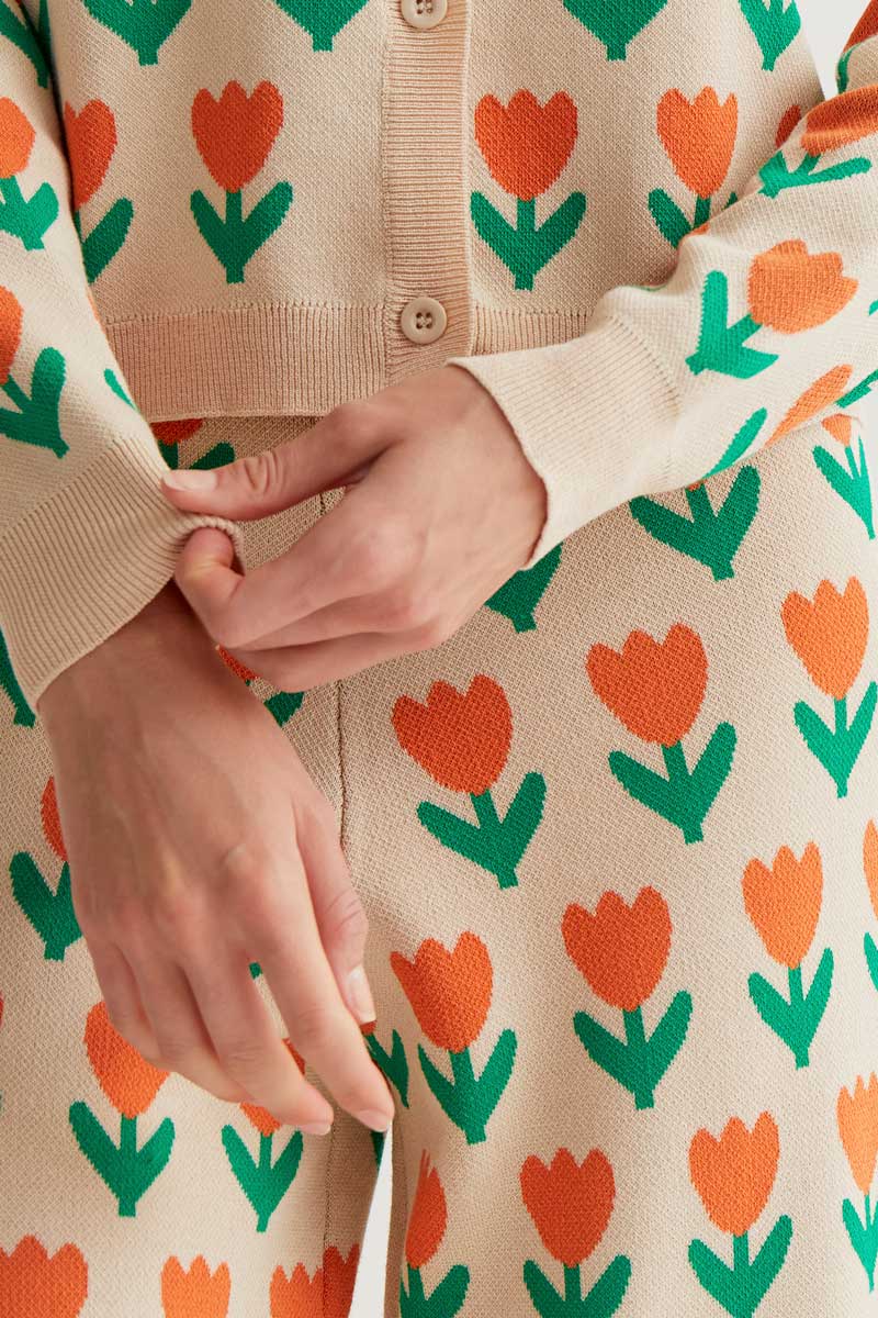 Tulip Print Sweater Pant