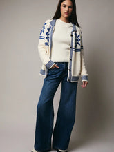 Load image into Gallery viewer, Snowflake Graphic Cardigan
