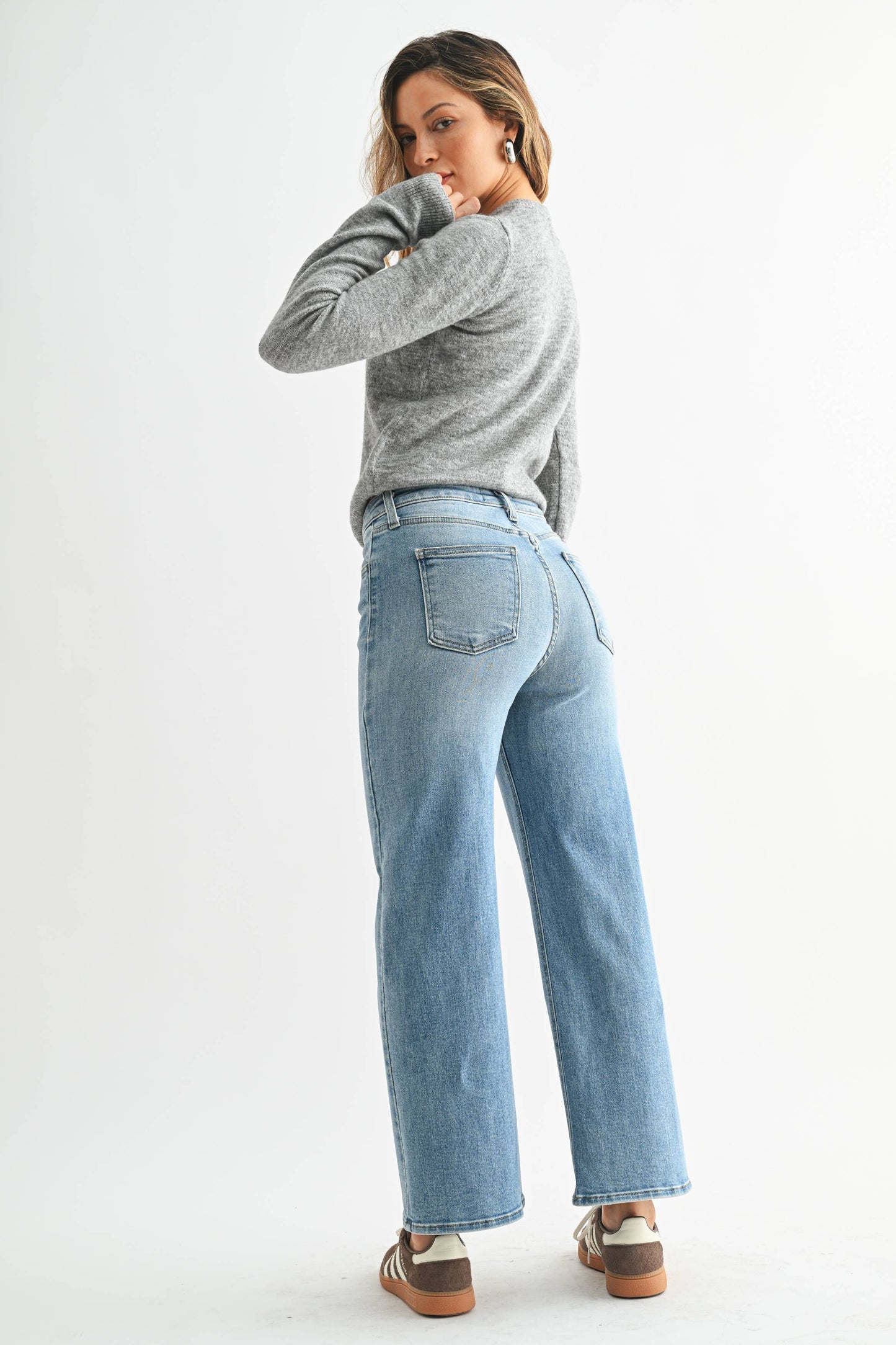BP239J - MED - The Classic Wide Leg