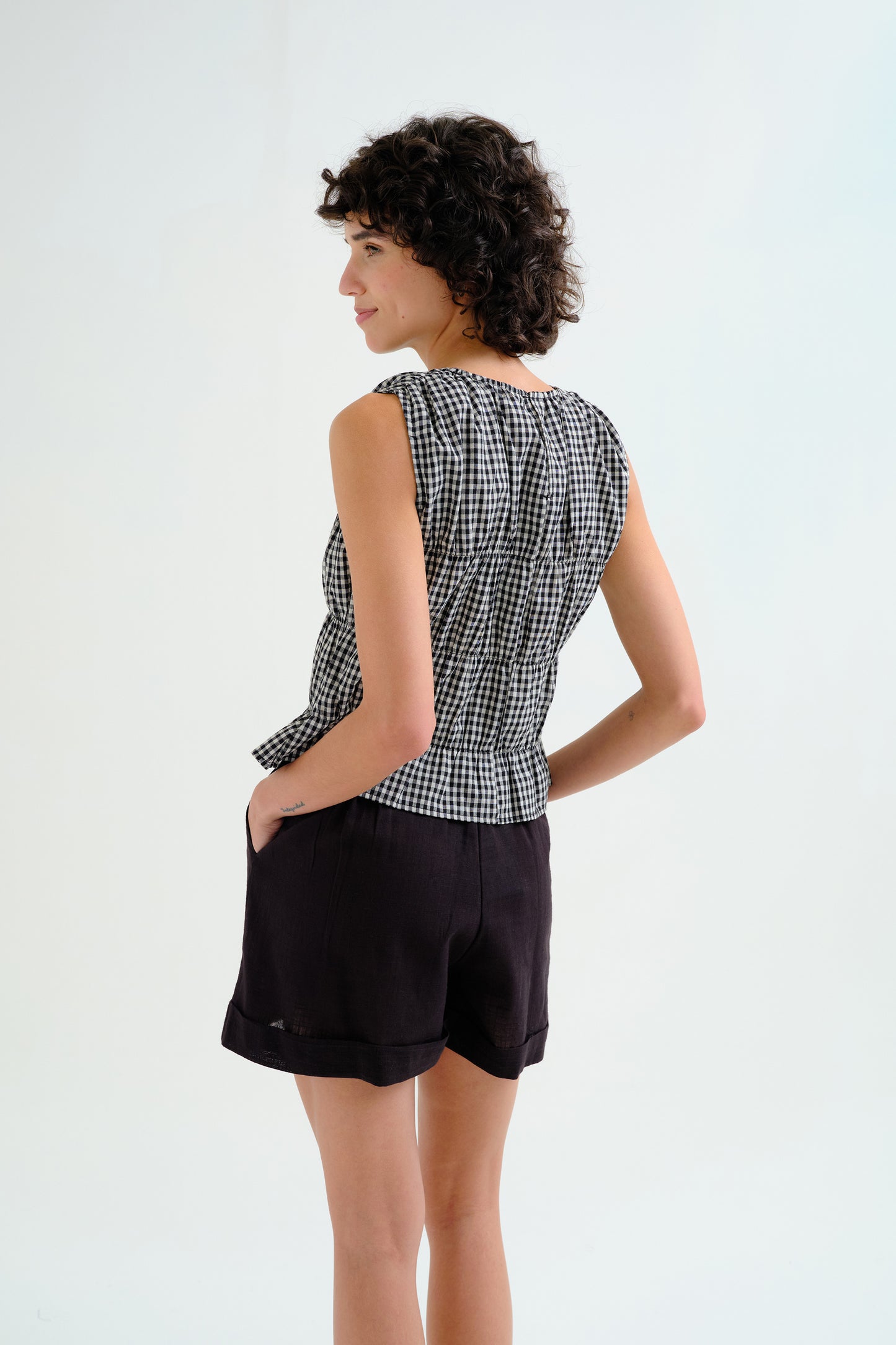 Sleeveless Gigham Top