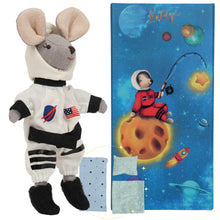 Load image into Gallery viewer, Astronaut Mouse in a Match Box
