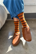 Load image into Gallery viewer, Wally Socks - Camel
