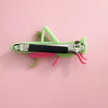 Load image into Gallery viewer, Chapulin Bug - Hair Barrette
