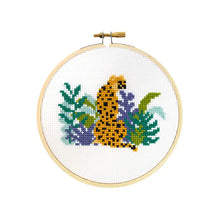 Load image into Gallery viewer, Cheetah Cross Stitch Kit
