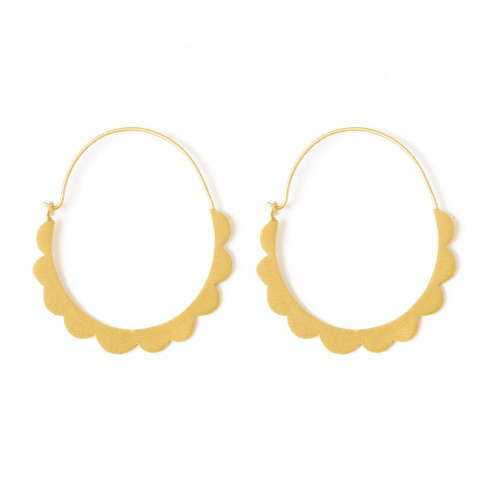 Stephanie Scallop Wrapped Hoop