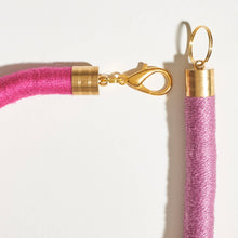 Load image into Gallery viewer, Water Bowline Rainbow Necklace
