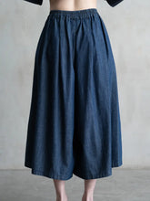 Load image into Gallery viewer, Chambray Fr Pleated Wide-Leg Pants
