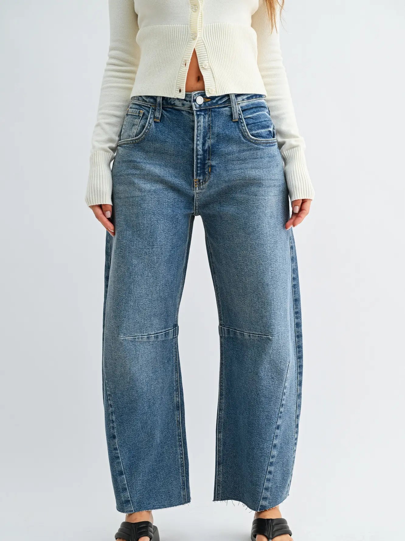 Barrel Jean w/ Seams - Medium Denim