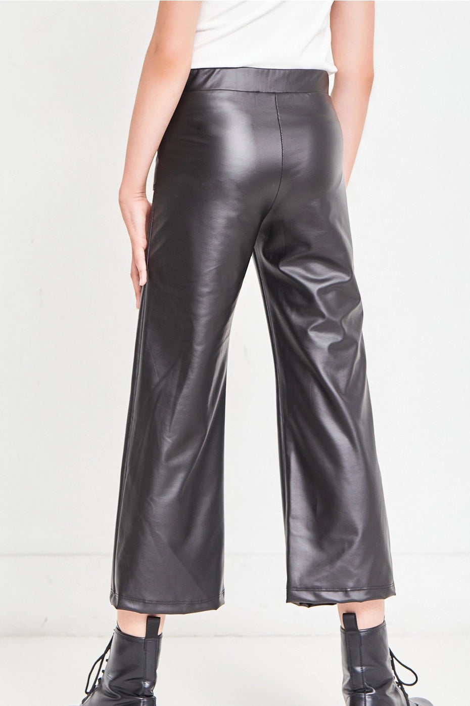 Faux Leather Wide Legs Pants
