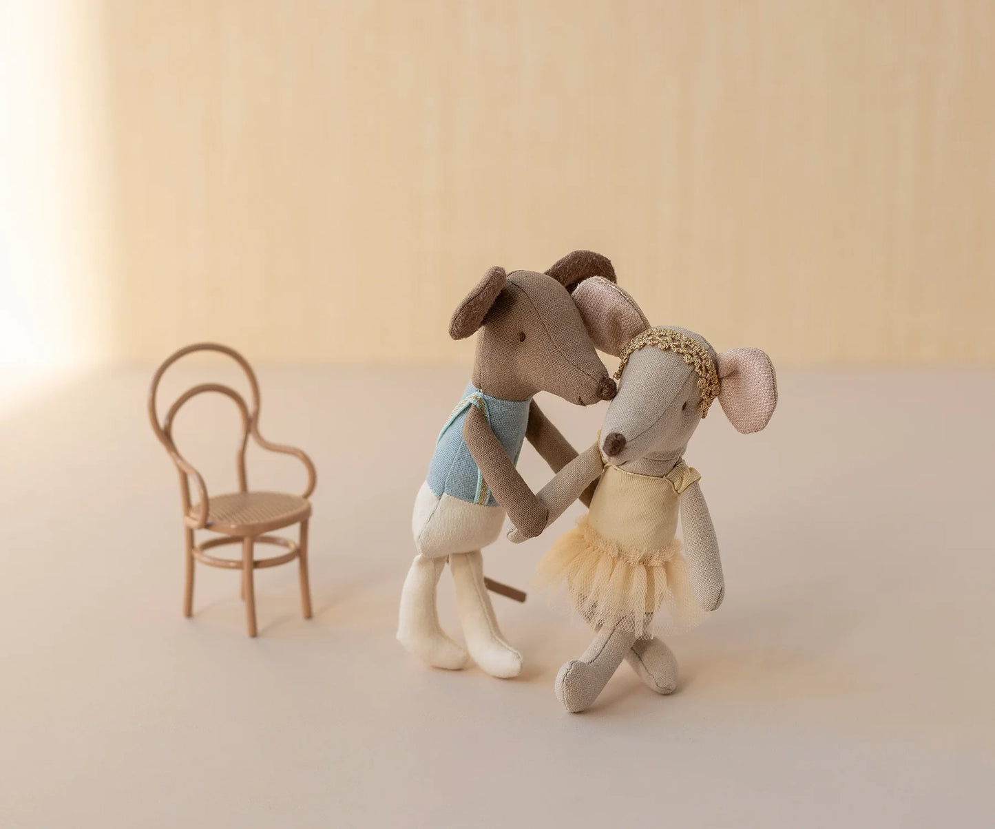 Ballet Dancer Mouse - Big Brother