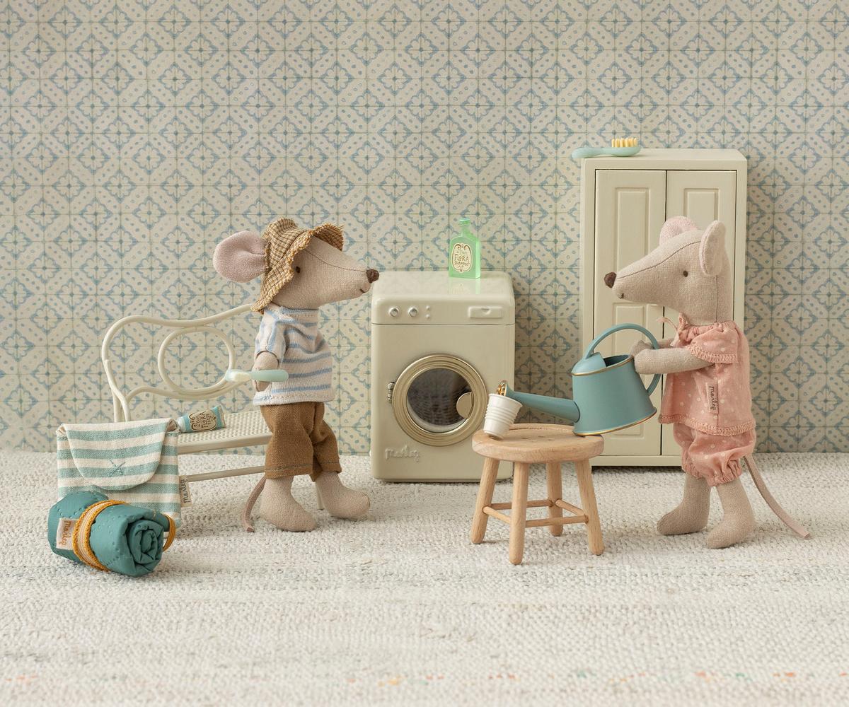 Big Sister Mouse in Box - Pink Polka Dot