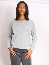 Load image into Gallery viewer, Pia Pullover - Marigolds
