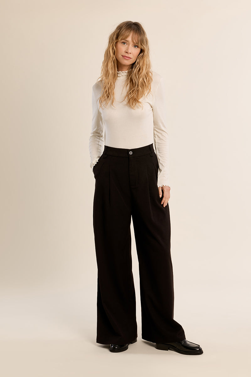 Ruffle Neck Layering Tee - White