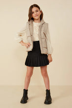 Load image into Gallery viewer, Padded Zip Up Hooded Vest
