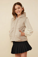 Load image into Gallery viewer, Padded Zip Up Hooded Vest
