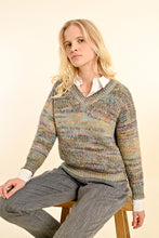 Load image into Gallery viewer, V-Neck Marled Sweater - Grey
