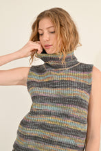 Load image into Gallery viewer, Stripe Sweater Vest - Grey
