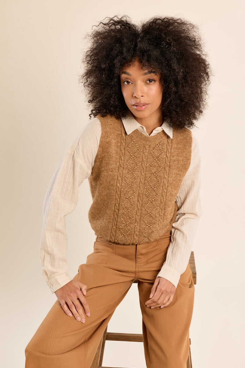 Cable Vest - Camel