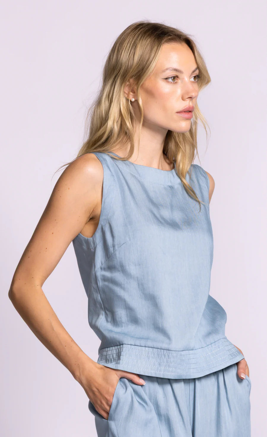 Dash Top Blue