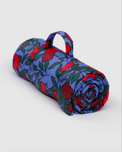 Load image into Gallery viewer, Baggu Picnic Blanket - Apple Tree
