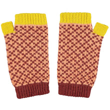 Load image into Gallery viewer, Women&#39;s Lambswool Fingerless Gloves - Sienna/Peach
