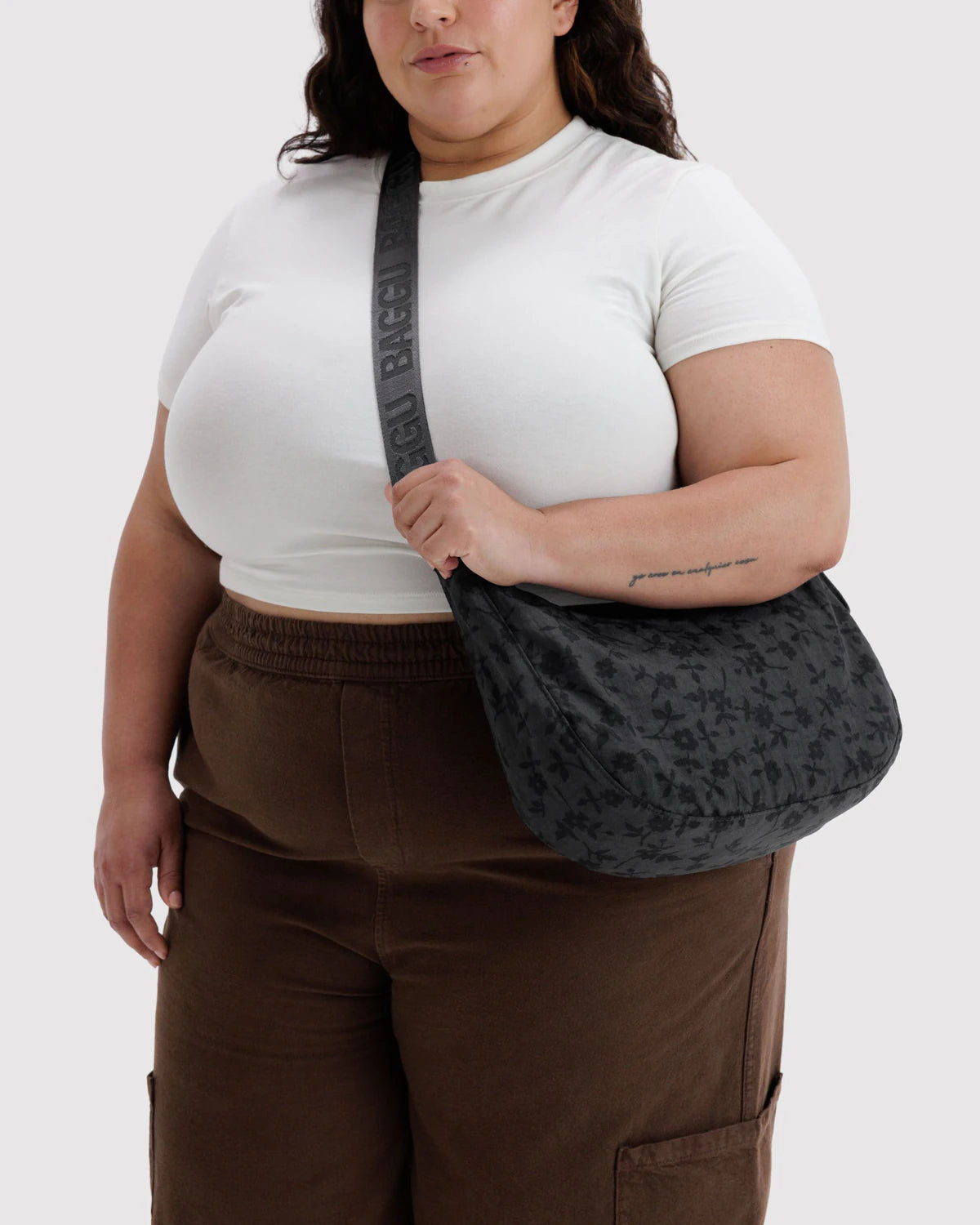 Medium Nylon Baggu Crescent Bag - Charcoal Ditsy Floral