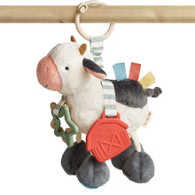 Load image into Gallery viewer, Cow Itzy Friends Link &amp; Love™ Activity Plush
