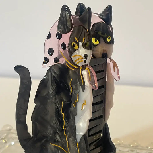Ashcroft Tuxedo Cat Hair Claw