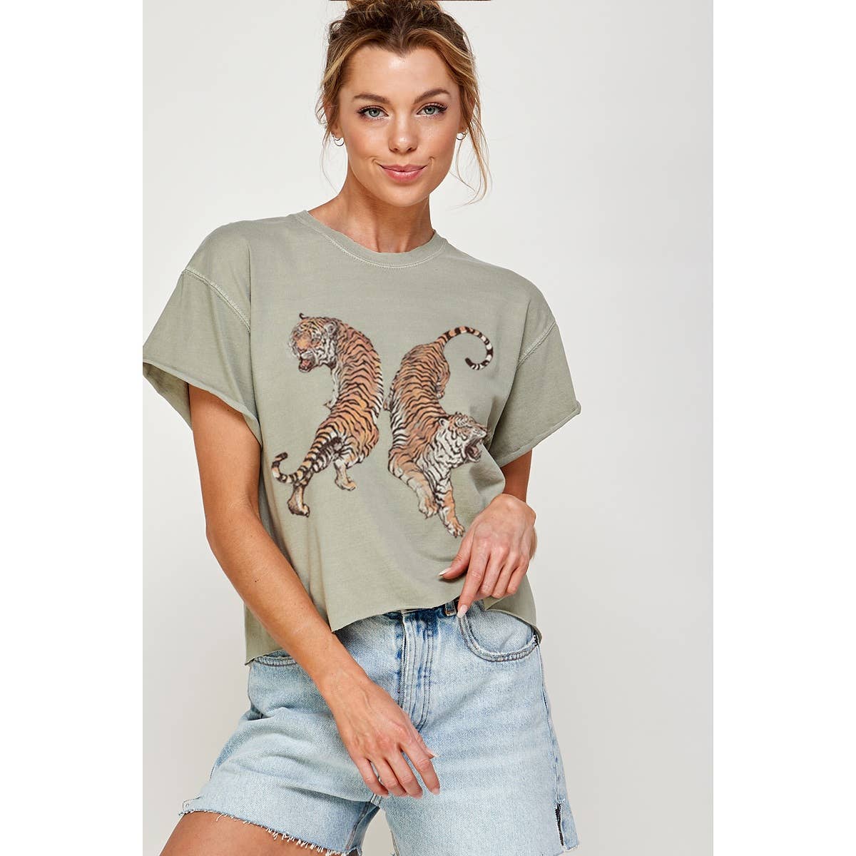 TWO TIGERS CROP TOP
